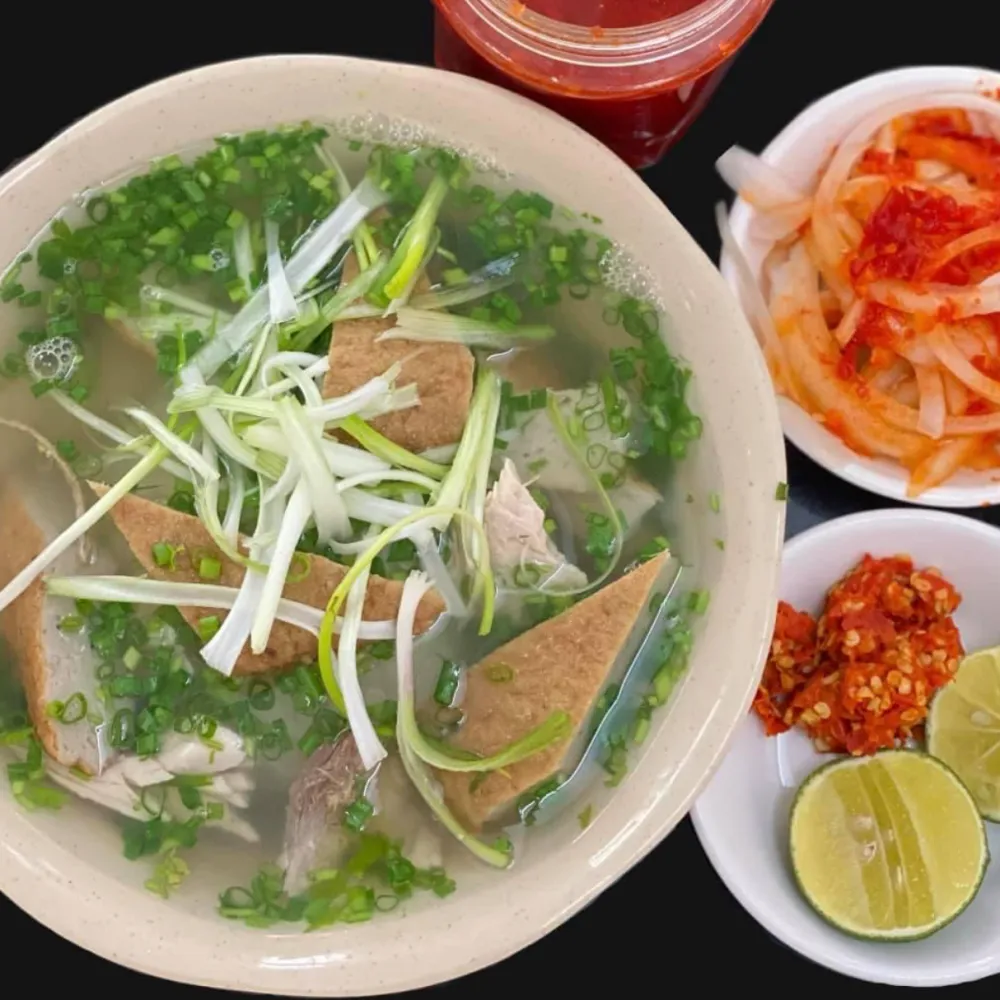 Bánh Canh Cá Dầm Hương: Thực đơn & Khuyến mãi | GrabFood VN