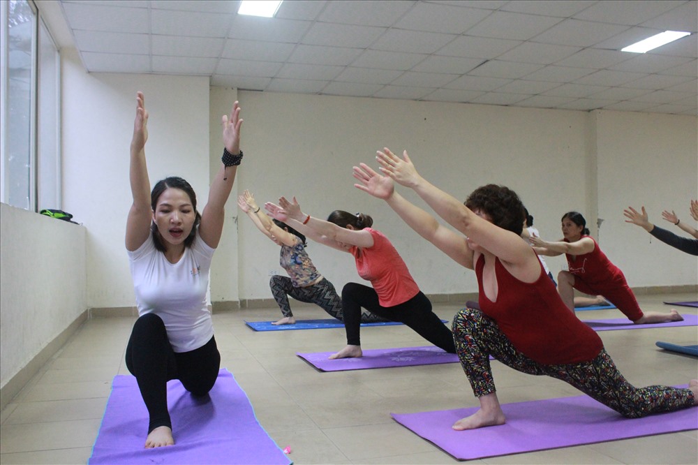 Nghị lực sống kiên cường của cô giáo dạy yoga