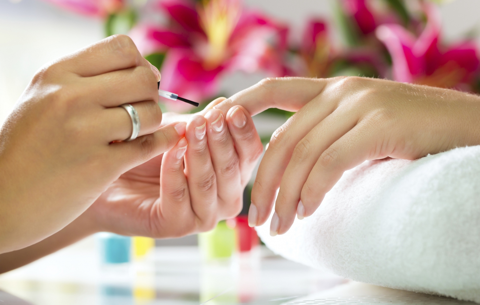 Học nghề Nail để đi nước ngoài có dễ không?